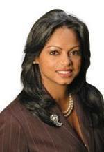 Real Estate Agent Elvira Castillo